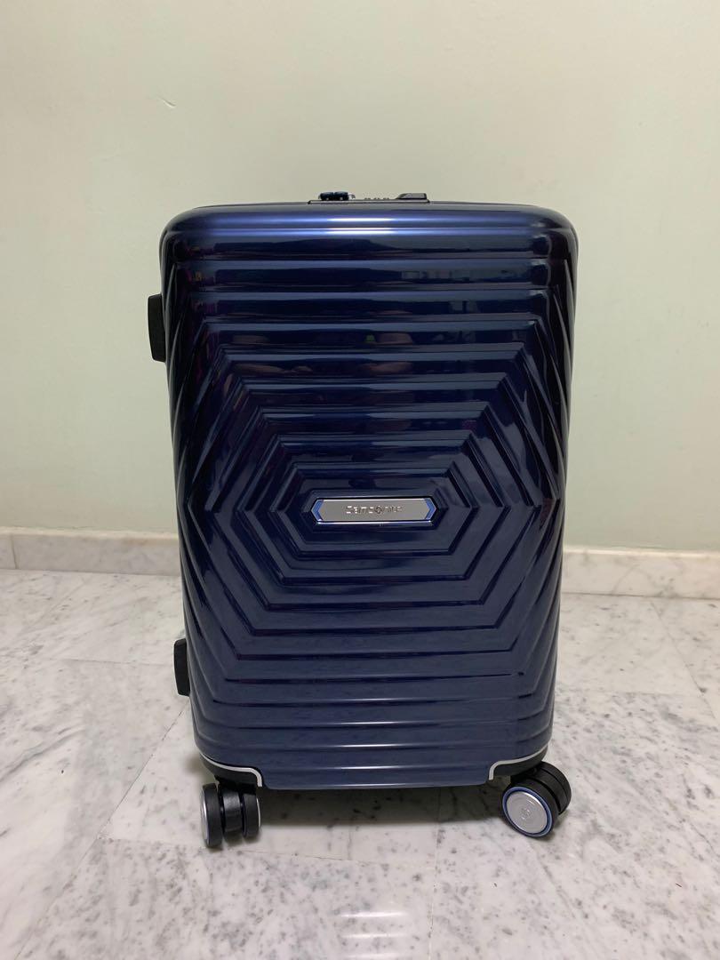 Samsonite astra 55cm luggage in navy blue Hobbies Toys Travel
