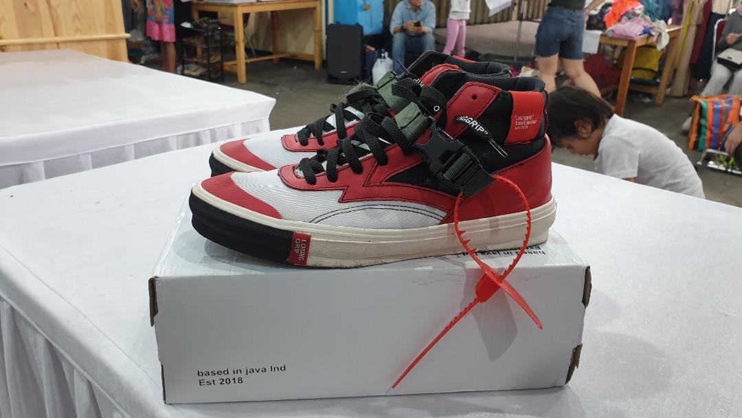 Sepatu Lokal Brand Losing Grip Mirip Off White Size 42 Fesyen Pria Sepatu Sneakers Di Carousell