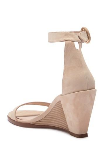 Stuart weitzman harbor discount sandal