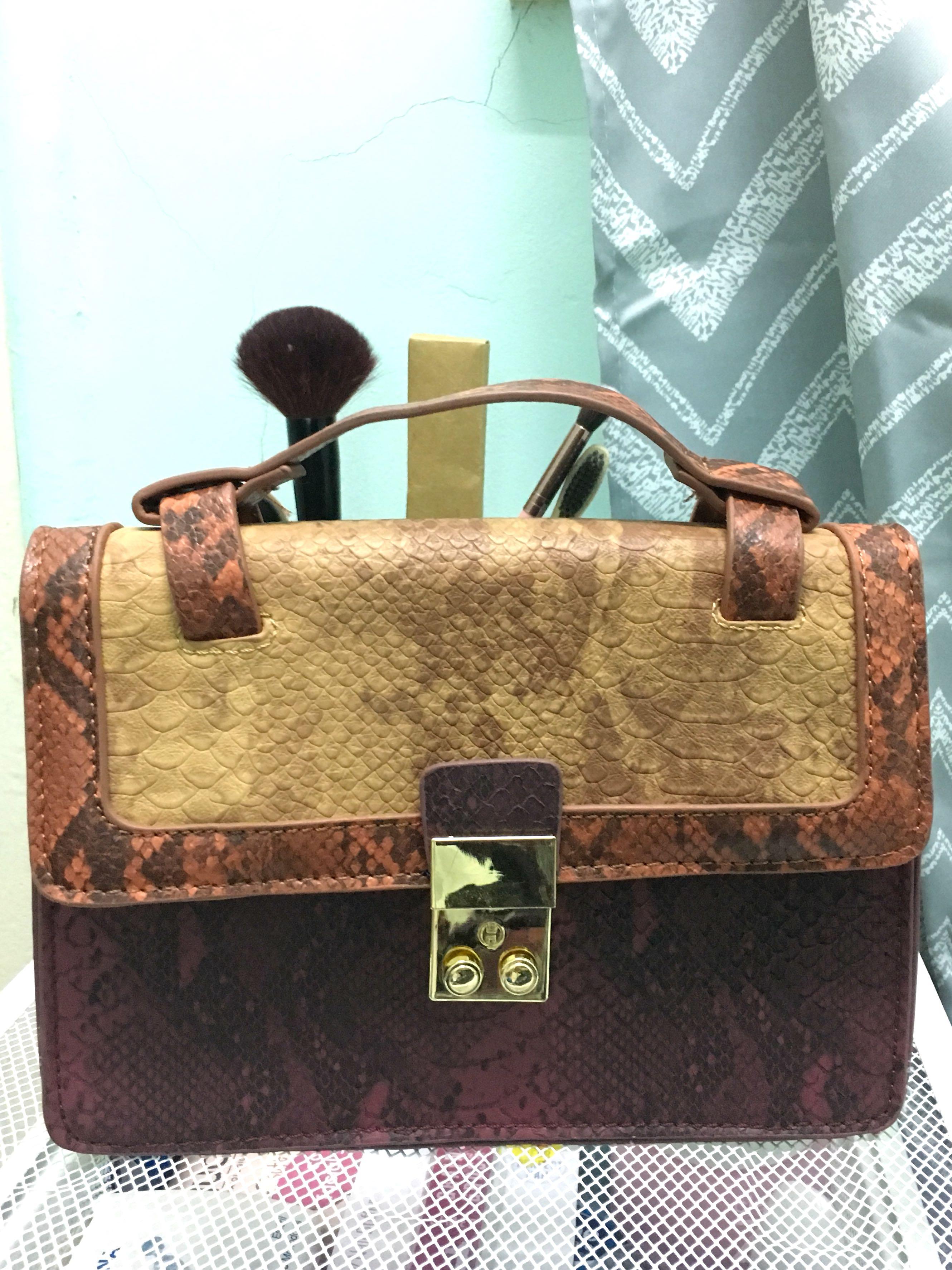 clutch zalora