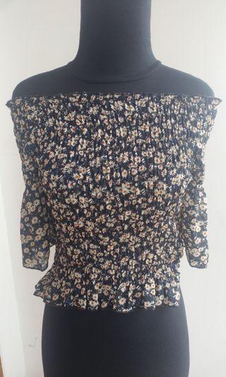 Crop Top Flower Print Black Free Size