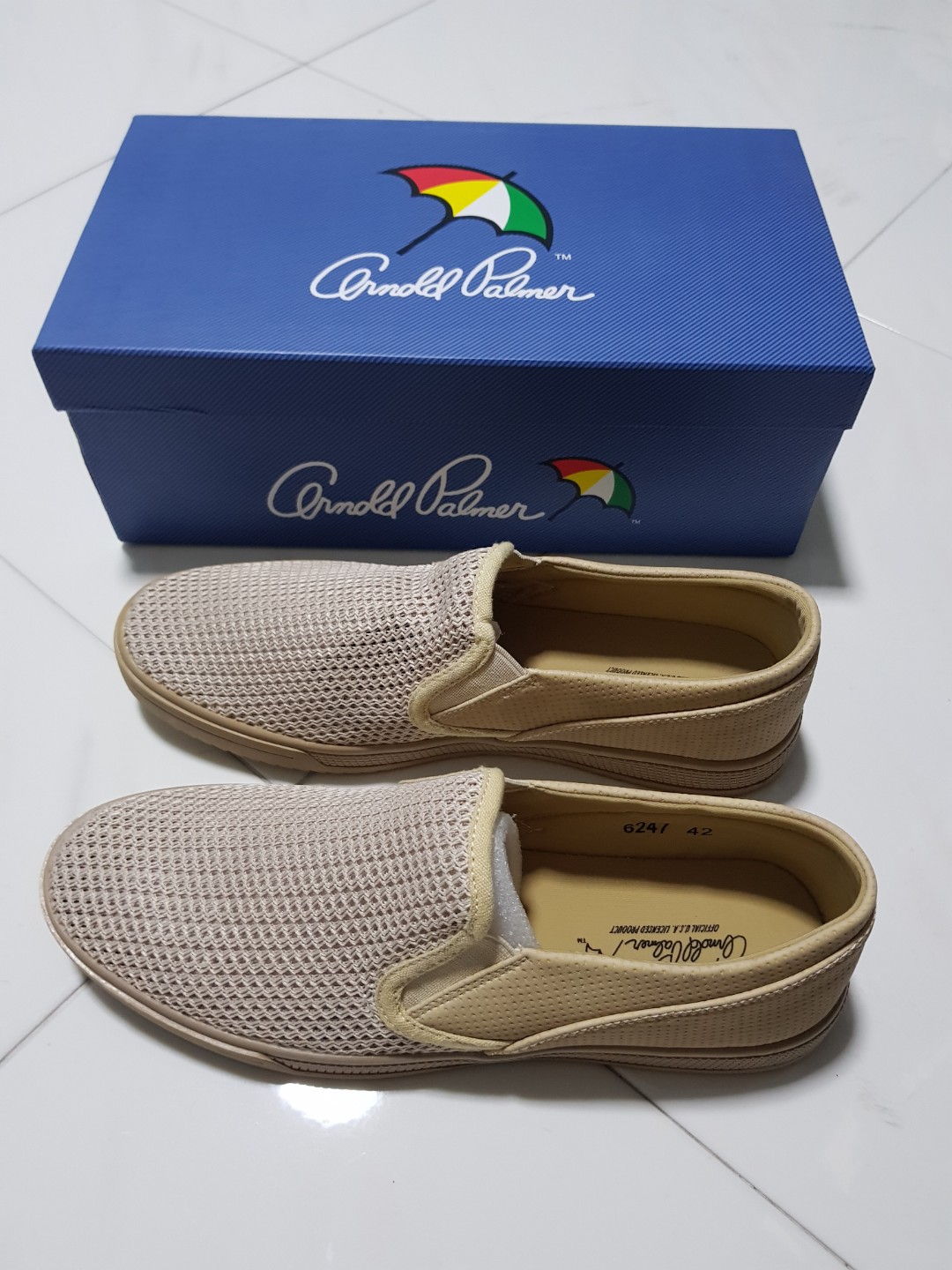 Arnold Palmer Slip-On Sneakers (Beige 