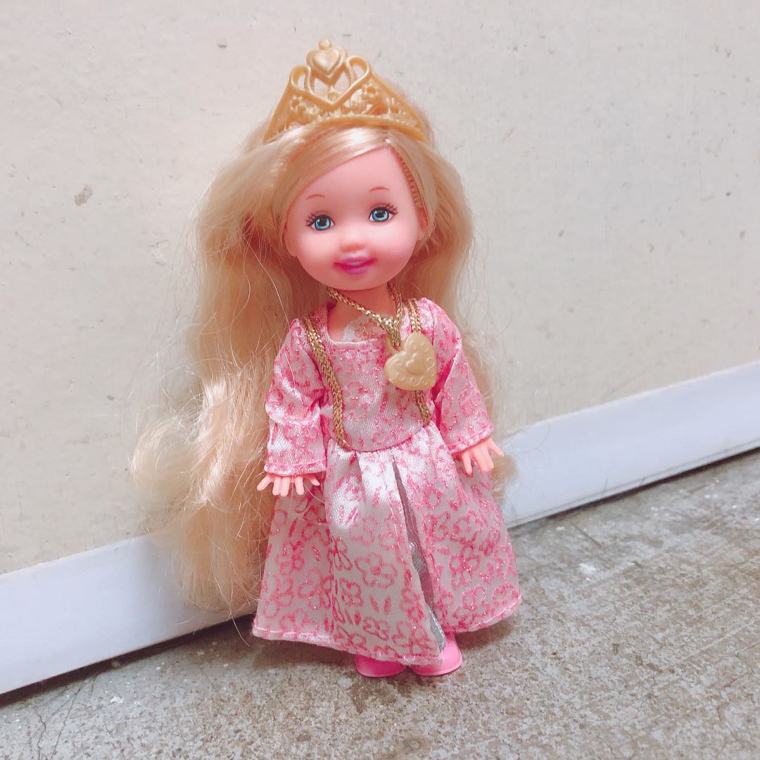 Barbie / Kelly princess doll, Hobbies & Toys, Collectibles & Memorabilia, Vintage Collectibles