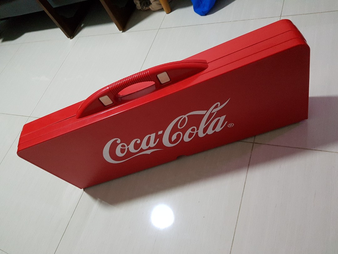 COCA COLA FOLDABLE CONTAINER