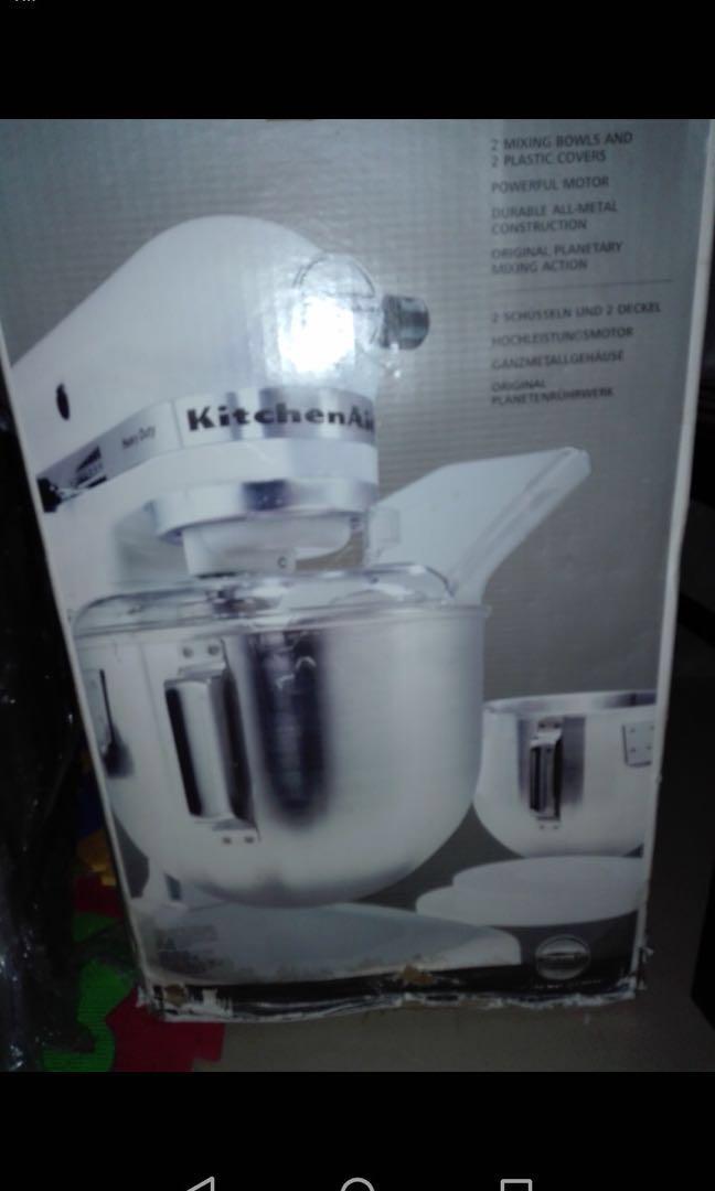 Dough mixer (Category: Hand & Stand Mixers) located in Pasay City. Submitted by amsamillano (Listing ID 264264754, Image 1). Description: Good condition Dough mixer Electric .
