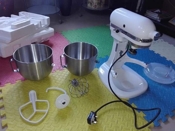 Dough mixer (Category: Hand & Stand Mixers) located in Pasay City. Submitted by amsamillano (Listing ID 264264754, Image 3). Description: Good condition Dough mixer Electric .