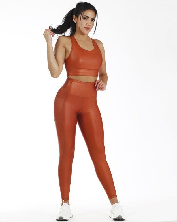 ETHOS Liquid Sports Bra & Leggings Set - Copper, Women's Fashion,  Activewear on Carousell