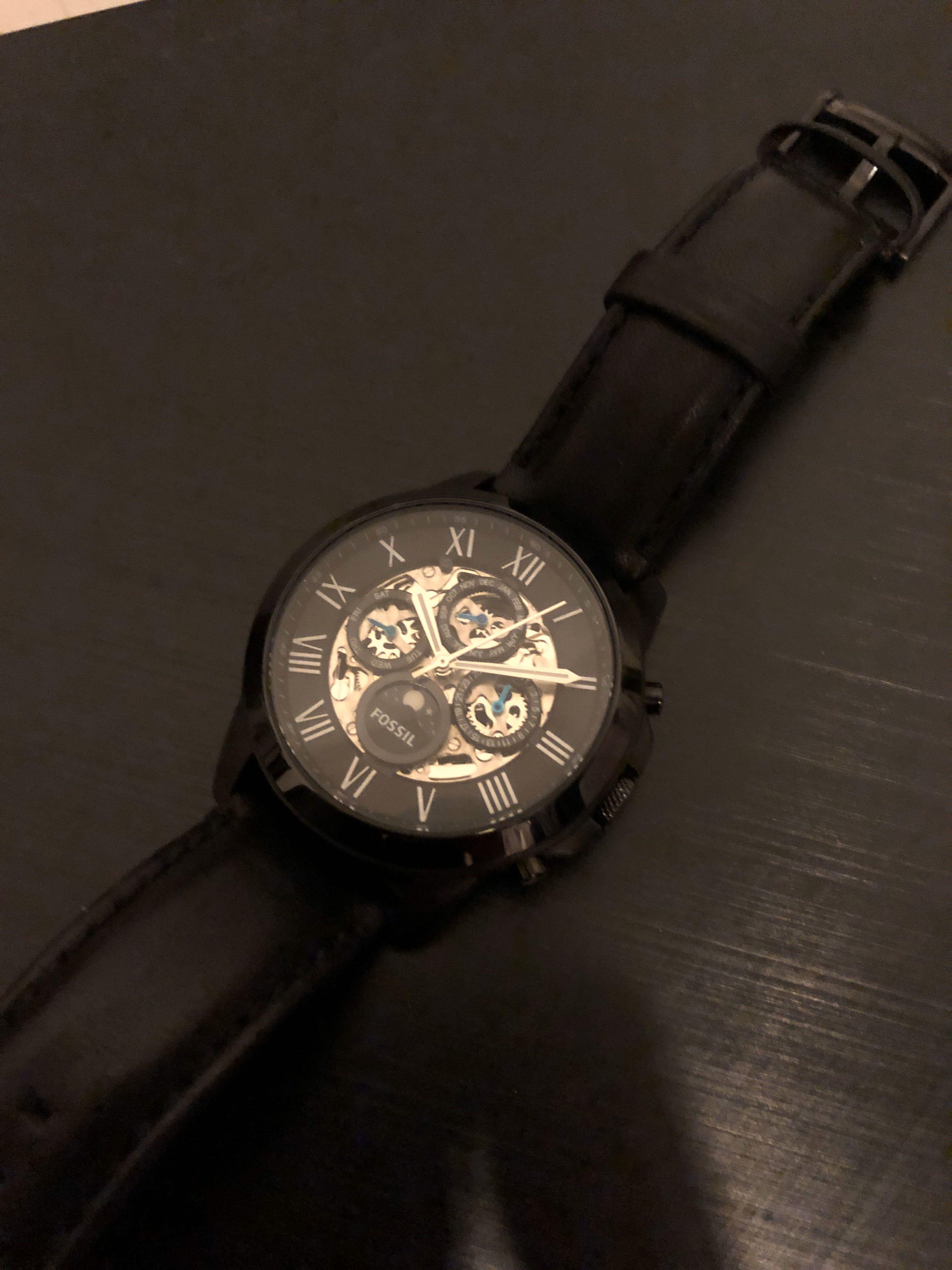 Me3028 fossil top
