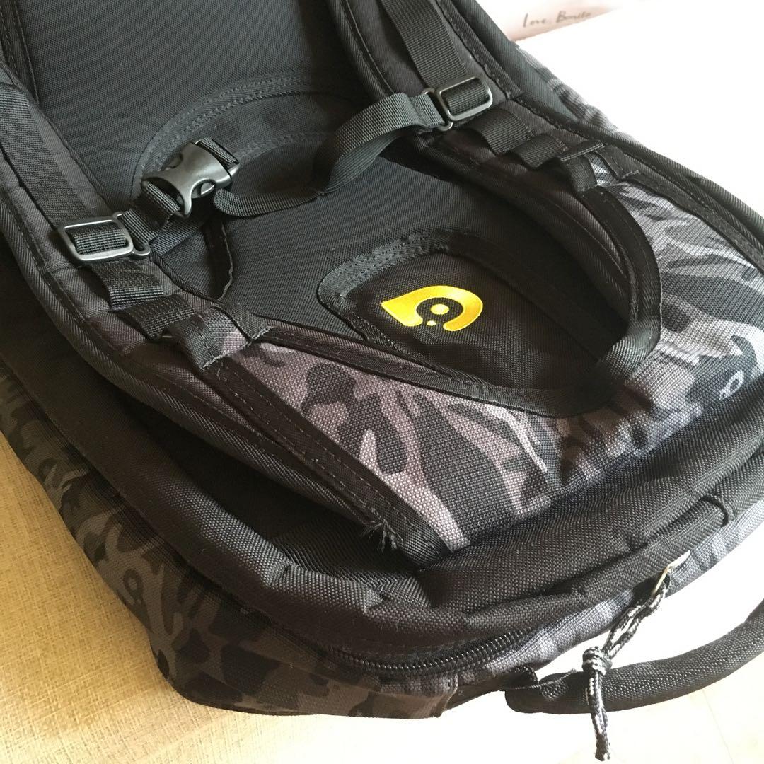 Gravis Metro backpack STASH black camo, Luxury, Bags & Wallets on Carousell