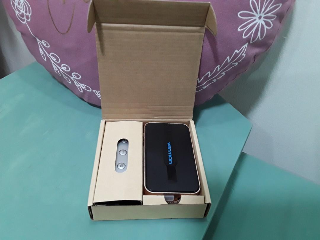 HDMI Switch (Category: Nintendo) located in Singapore. Submitted by desmondsim (Listing ID 264359693, Image 3). Description: Vention HDMI Switch 5 ports amplifier selector.