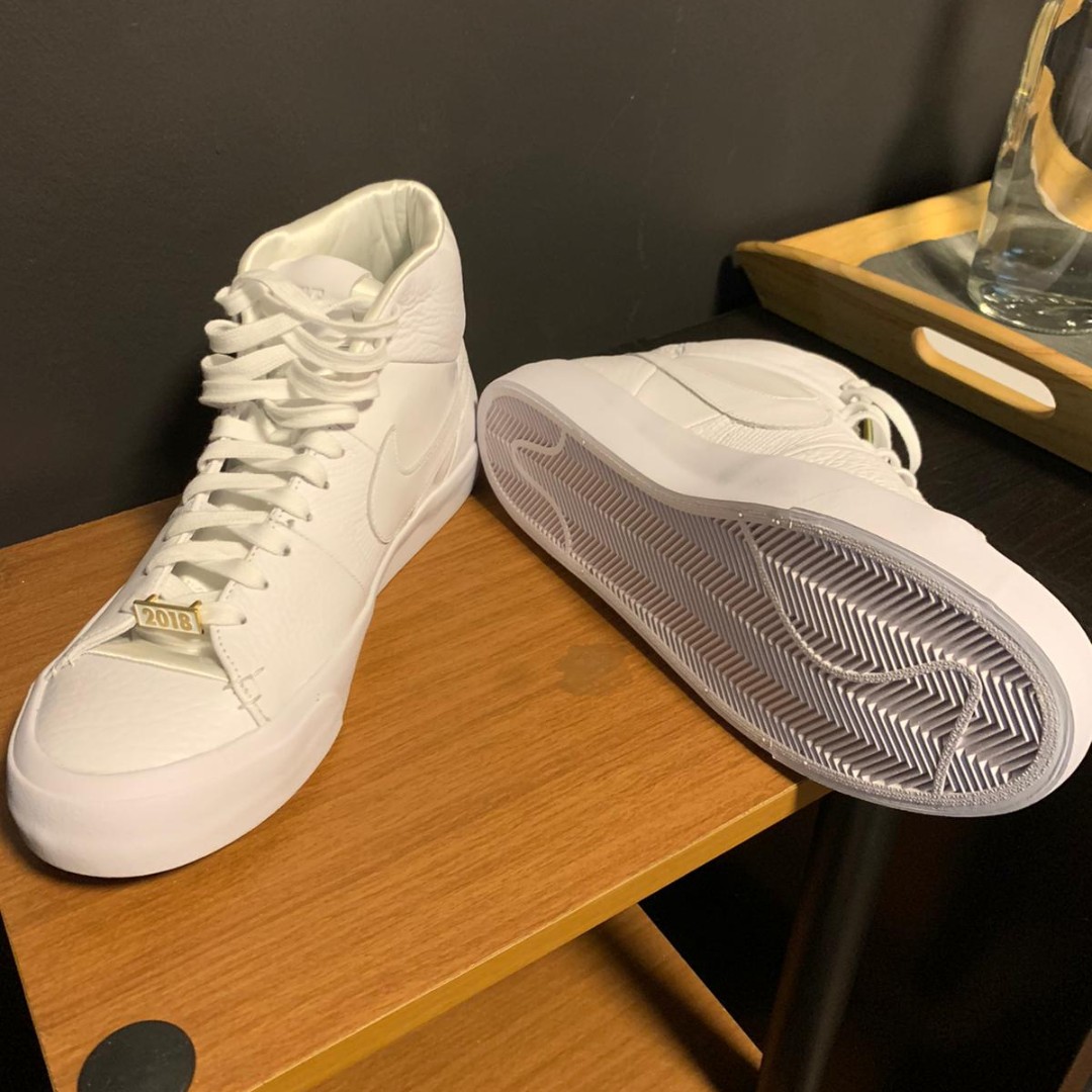 nike blazer royal triple white