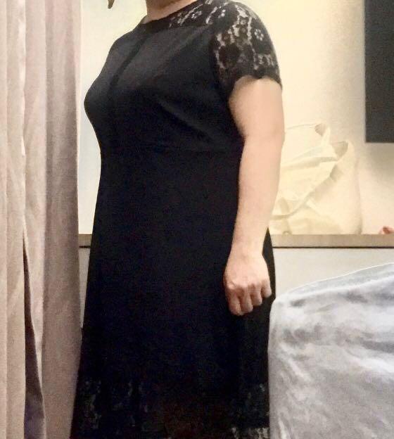 black dress size 18