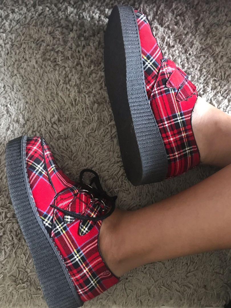 checkered platform shoes