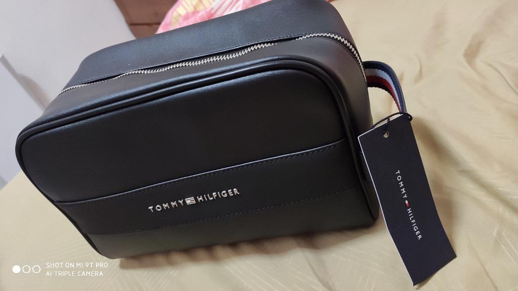 Pouch tommy hilfiger new arrivals
