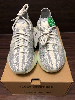 YEEZY 380 “Alien” BNIB