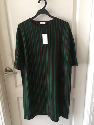 (Category: ) located in . Submitted by shoppingqueen1212 (Listing ID 264420723, Image 1). Description: .