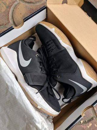 Nike PG 1 Shoes