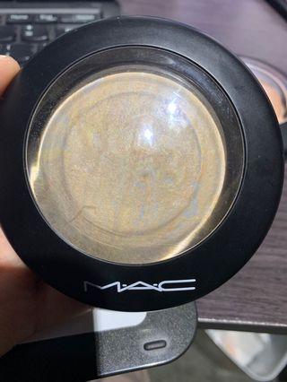 Mac Lightscapade Highlighter