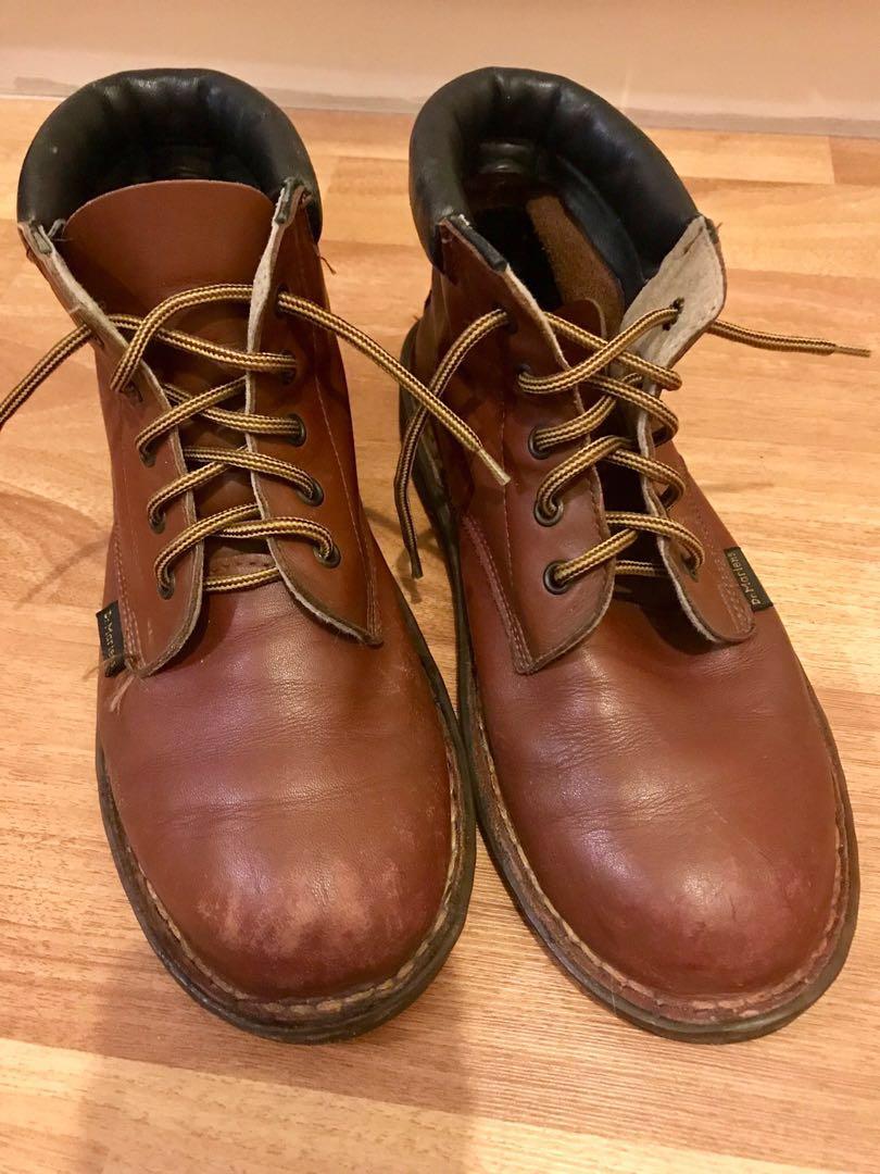 Authentic DR. MARTENS AIR WAIR Leather 