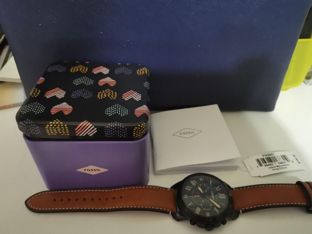 Brand new in box original Fossil watch Mobile Phones Gadgets Wearables Smart Watches on Carousell