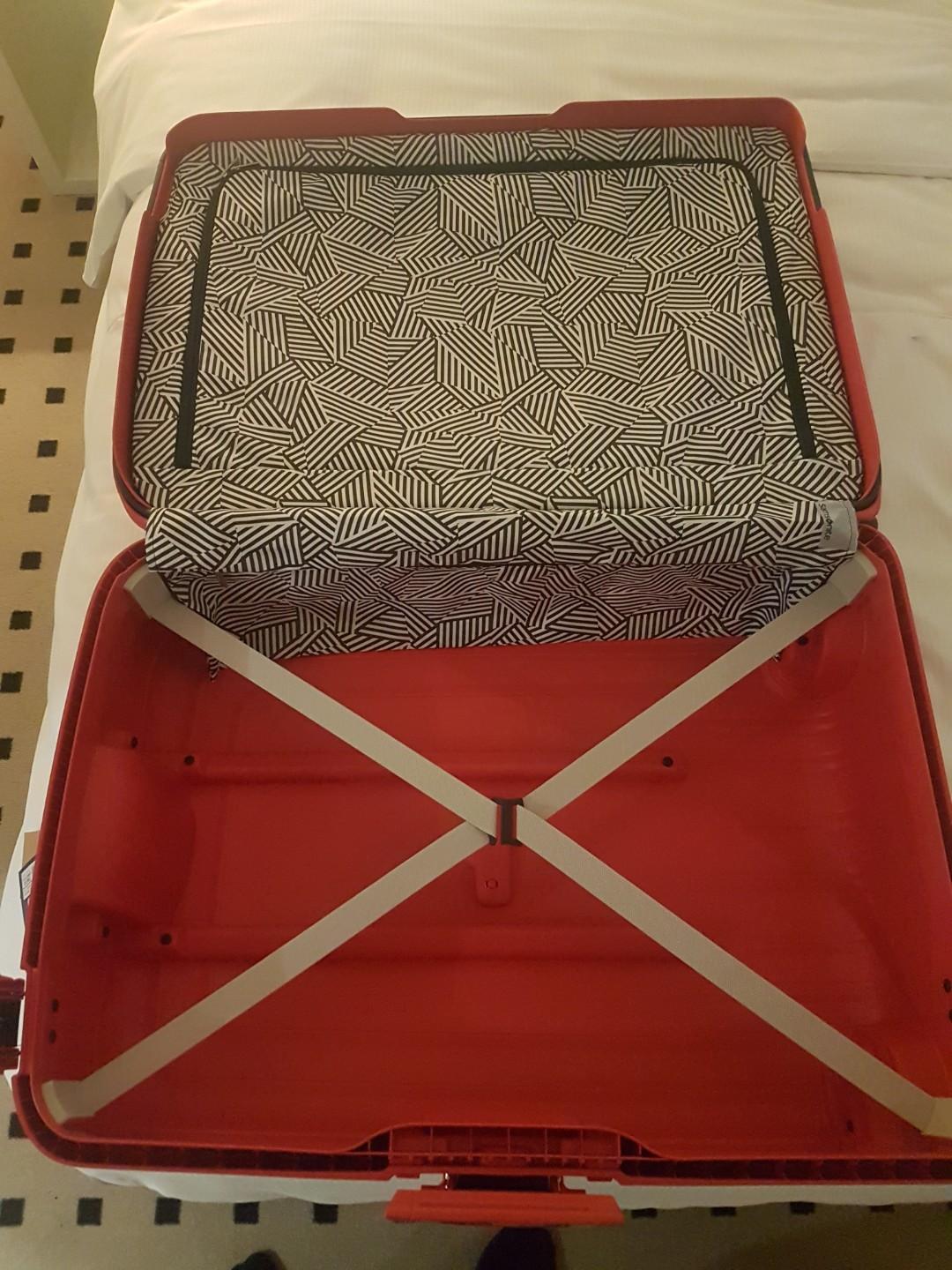 Brand New Samsonite Hardcase Clamshell Luggage Bag! Medium 79L