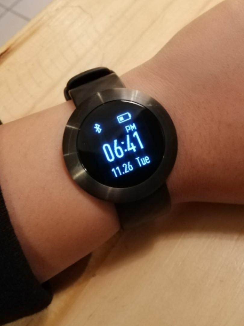 Huawei Band COMPLETE, TV & Home Appliances, TV & Entertainment, TV ...