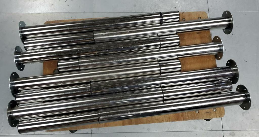 ikea 辨工桌 伸縮腳 檯腳 書檯 Linnmon Gerton, 傢俬＆家居, 傢俬, 書櫃、櫃子及架 Carousell