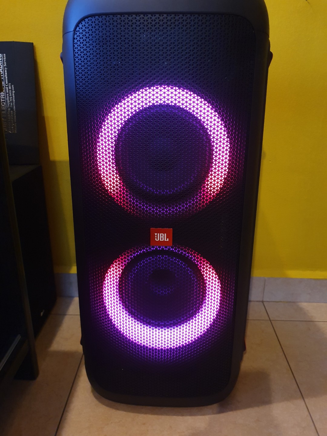 JBL PARTYBOX 300, Audio, Soundbars, Speakers & Amplifiers on Carousell