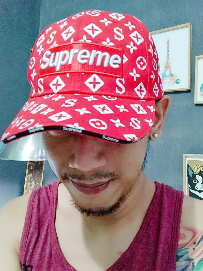 LV x Supreme Red Hat, Fesyen Pria 