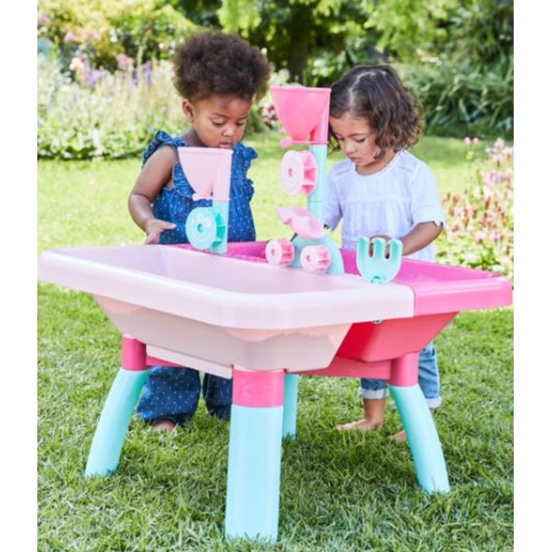 pink sand and water table