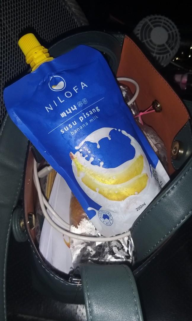 Nilofa Banana Milk By Neelofa Food Drinks Packaged Instant Food On Carousell