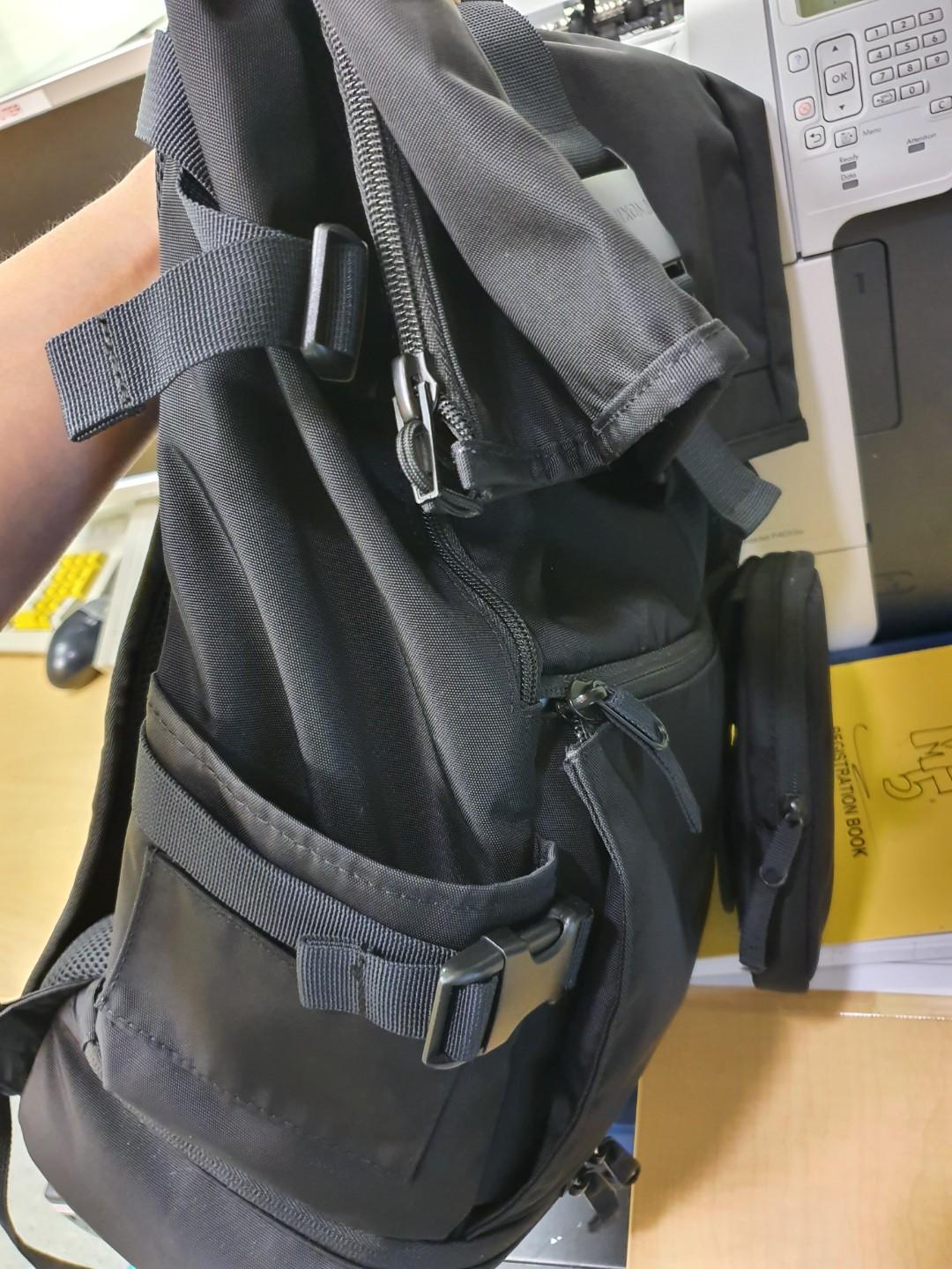 Nixon shores, Men's Fashion, Bags, Backpacks on Carousell