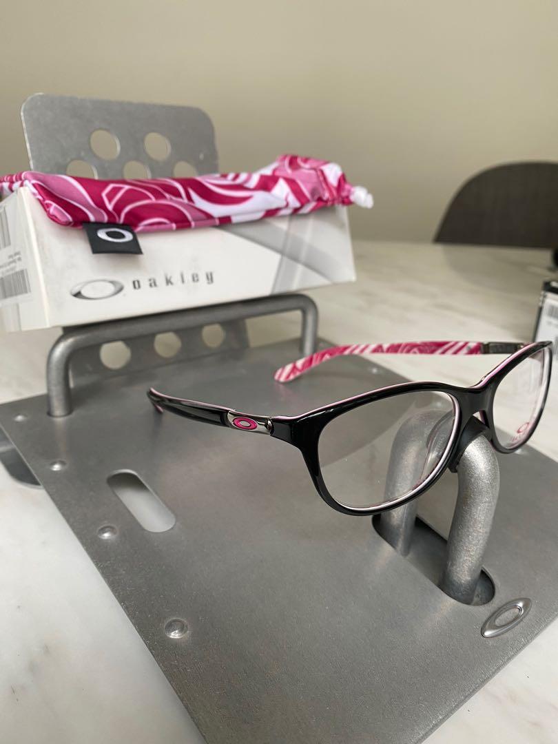 Oakley downshift breast cancer awareness limited edition RX prescription  glasses, Women's Fashion, Watches & Accessories, Sunglasses & Eyewear on  Carousell