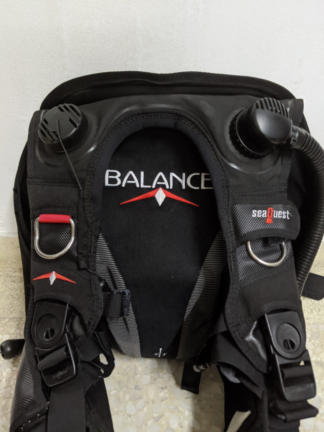 seaQuest Balance BCD, Sports Equipment, Sports & Games, Water Sports on Carousell