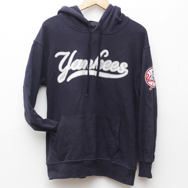 MLB HOODIE YANKEES, Men's Fashion, Tops & Sets, Hoodies on Carousell