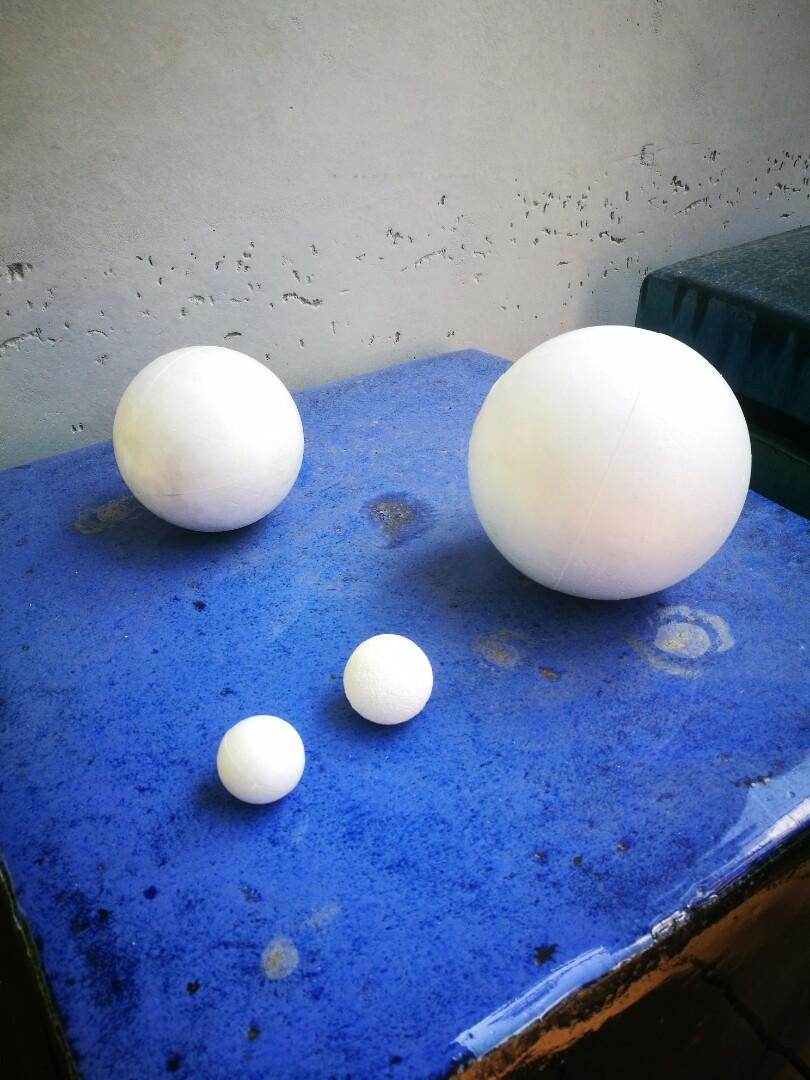 Styrofoam Balls, Hobbies & Toys, Stationery & Craft, Craft Supplies