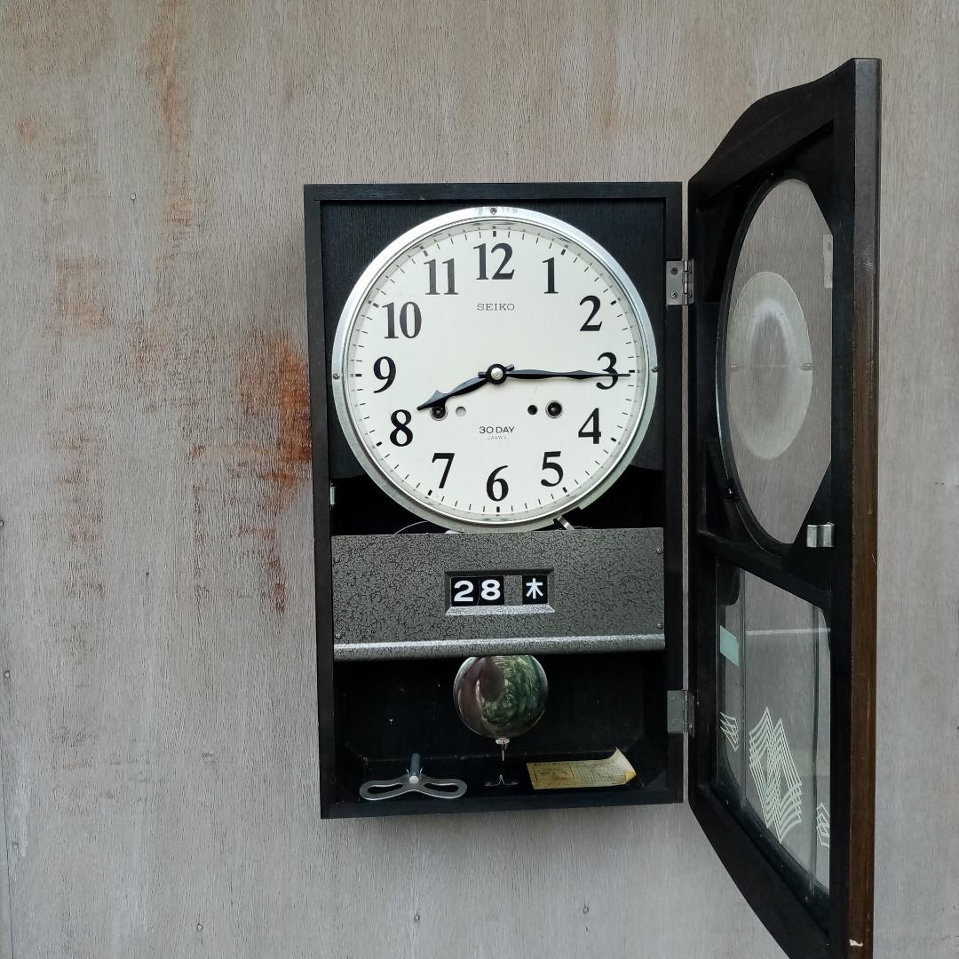 VINTAGE SEIKO PENDULUM WALL CLOCK (3), Women's Fashion, Jewelry