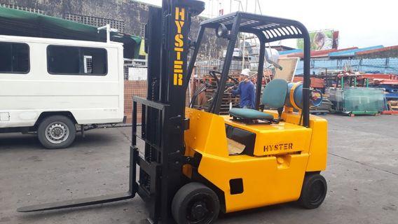 Max.load at 15" load center 2 tonner
Minimal load capacity @24"1.2 tonner.Engine.4 cylinder
Elextronic distributor.Hyster Forklift
1unit available
P 277,999
Fuel type.CNG,PROPANE,and LPG