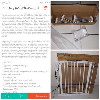 Baby safety gate