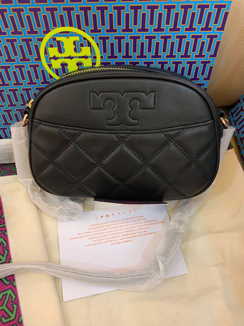 Tory burch savannah camera bag online