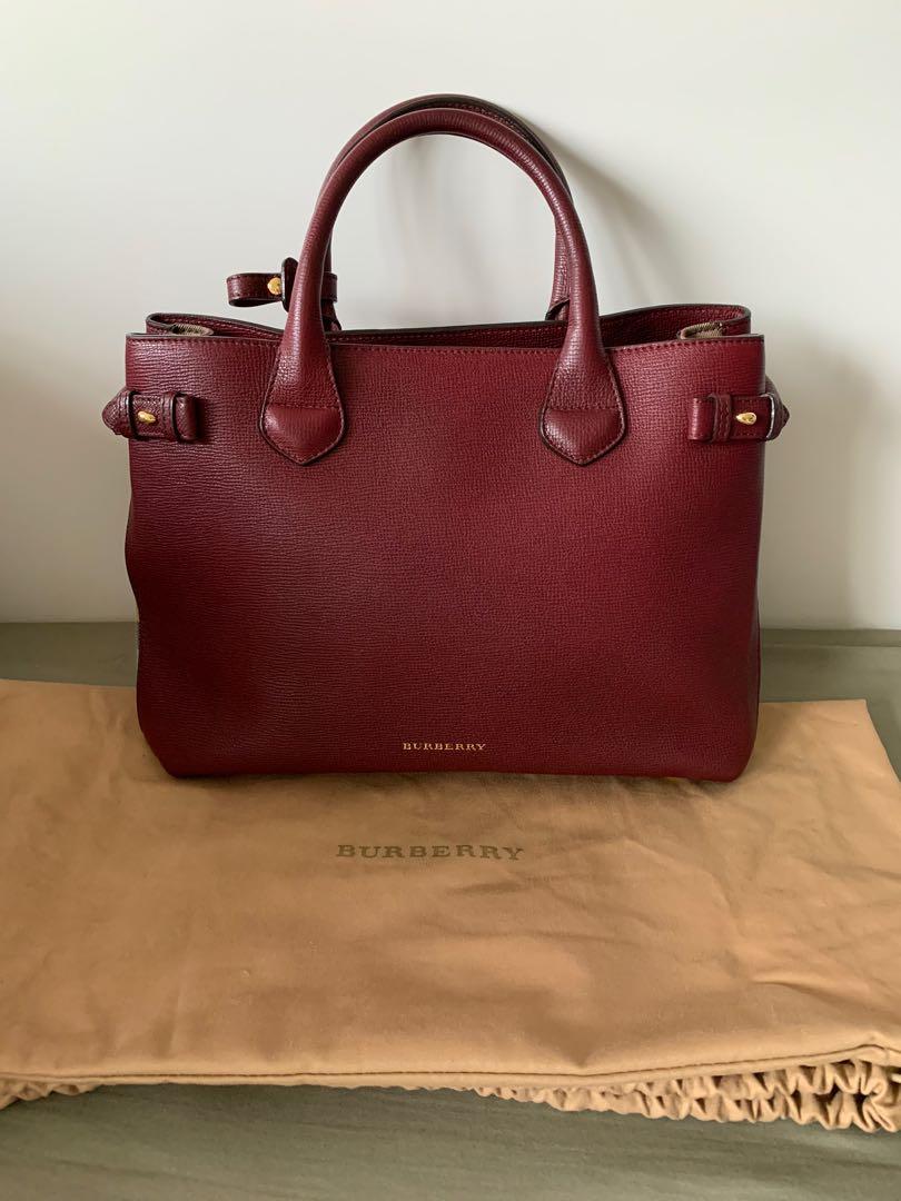 Burberry Oxblood Maroon Medium Banner House Check Leather Tote Bag, Luxury,  Bags & Wallets on Carousell