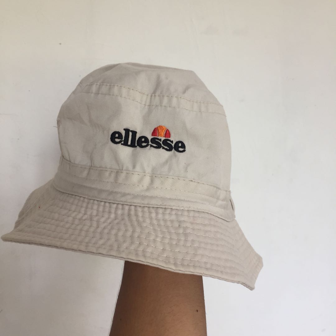 ellesse bucket hat