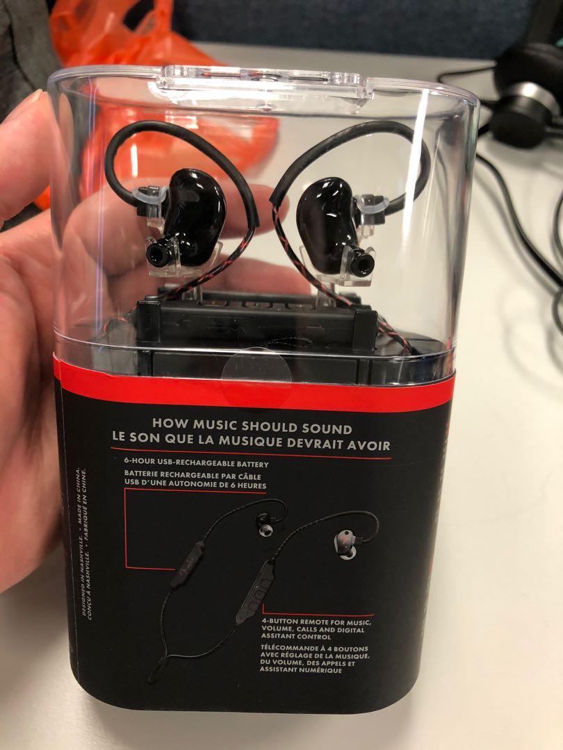 Fender Puresonic Premium Wireless EarBuds, Audio, Earphones on Carousell