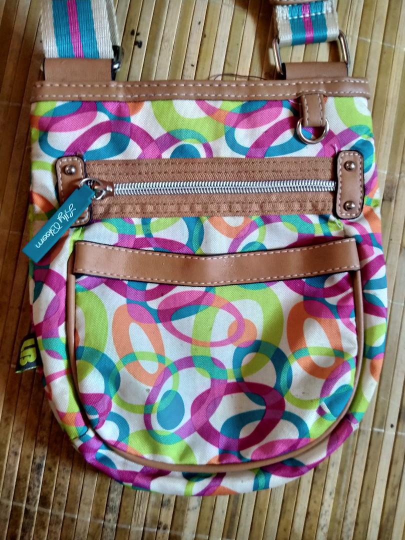 lilly blossom sling (Category: Cross-body Bags) located in Cavite. Submitted by crizza16 (Listing ID 264616316, Image 2). Description: .