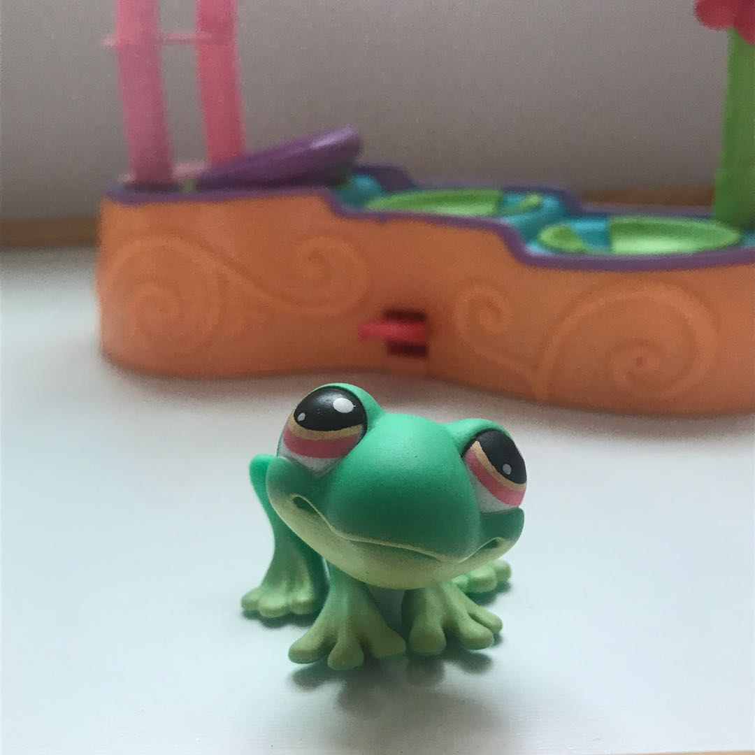 Littlest Pet Shop Leaping Pad Diving Board Frog Playset Authentic Lps 