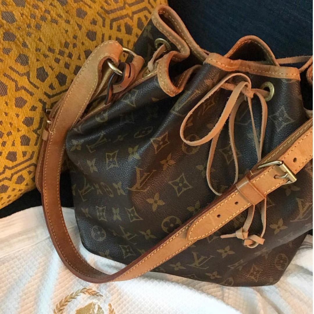 LV Bag (Vintage, Petit Monogram Bucket Bag), Women's Fashion, Bags &  Wallets, Shoulder Bags on Carousell