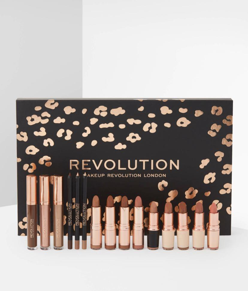 revolution lip set