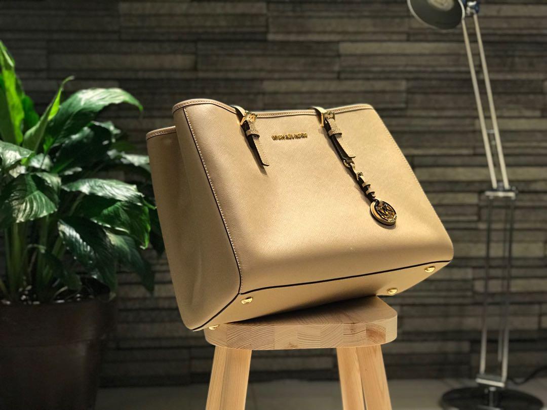 Michael kors jet on sale set travel oyster