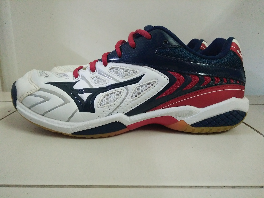 Mizuno wave top fang ss2 price
