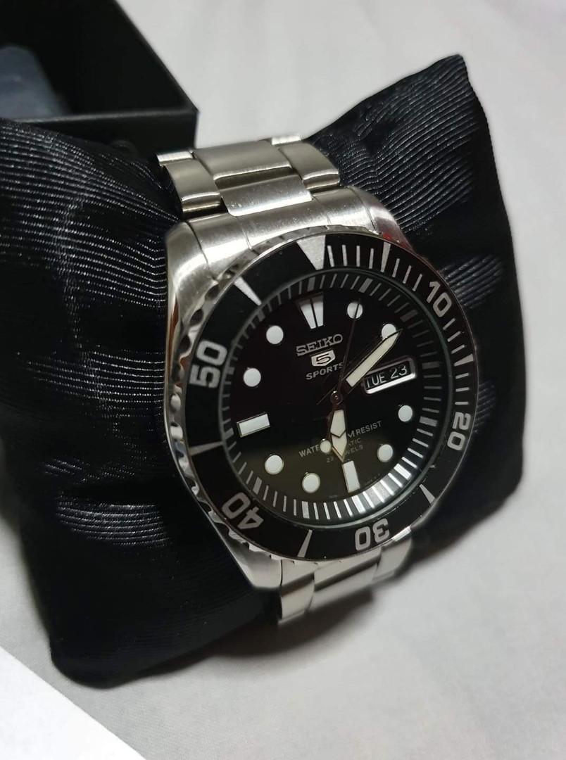 Seiko 5 Sports Black Sea Urchin Automatic Men S Watch Men S Fashion Watches On Carousell